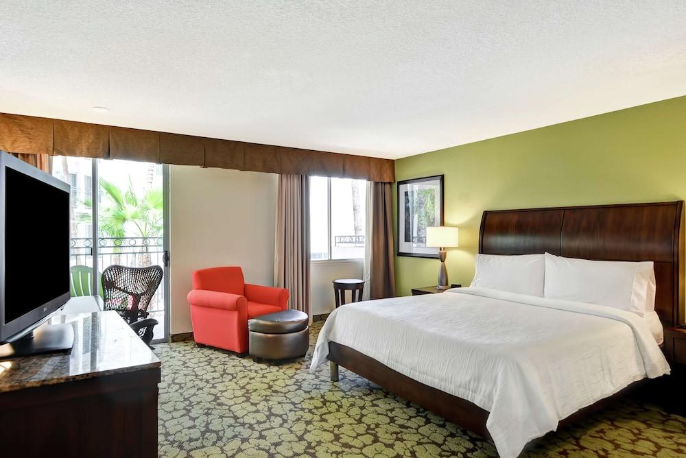 Hilton Garden Inn Phoenix Midtown Экстерьер фото