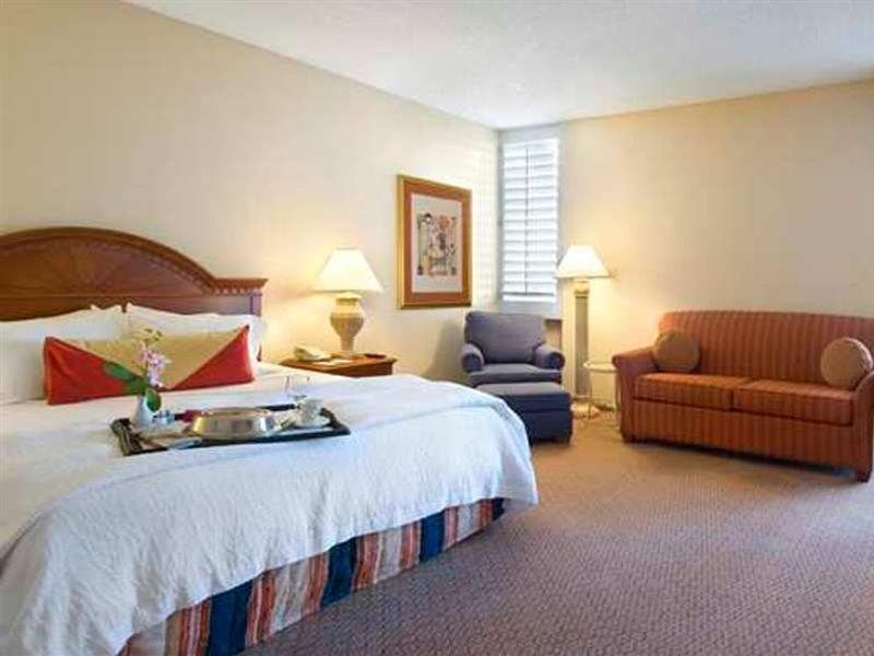Hilton Garden Inn Phoenix Midtown Экстерьер фото